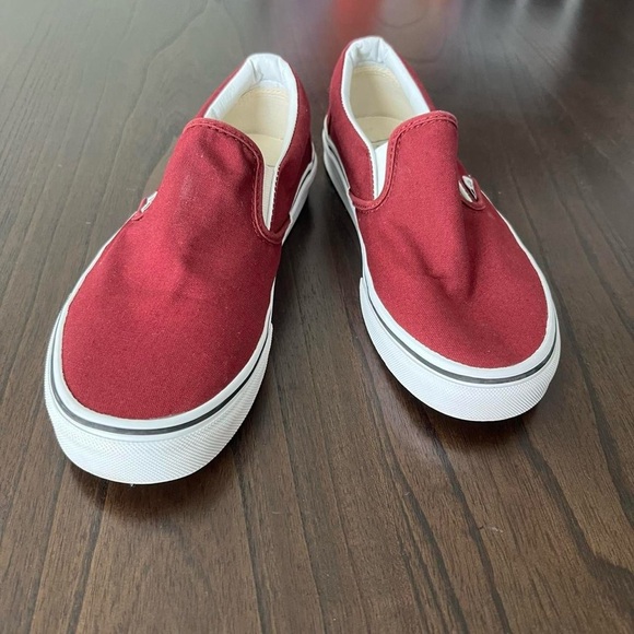 Vans Unisex Slip-On Sneakers - Garnet - Picture 4 of 9